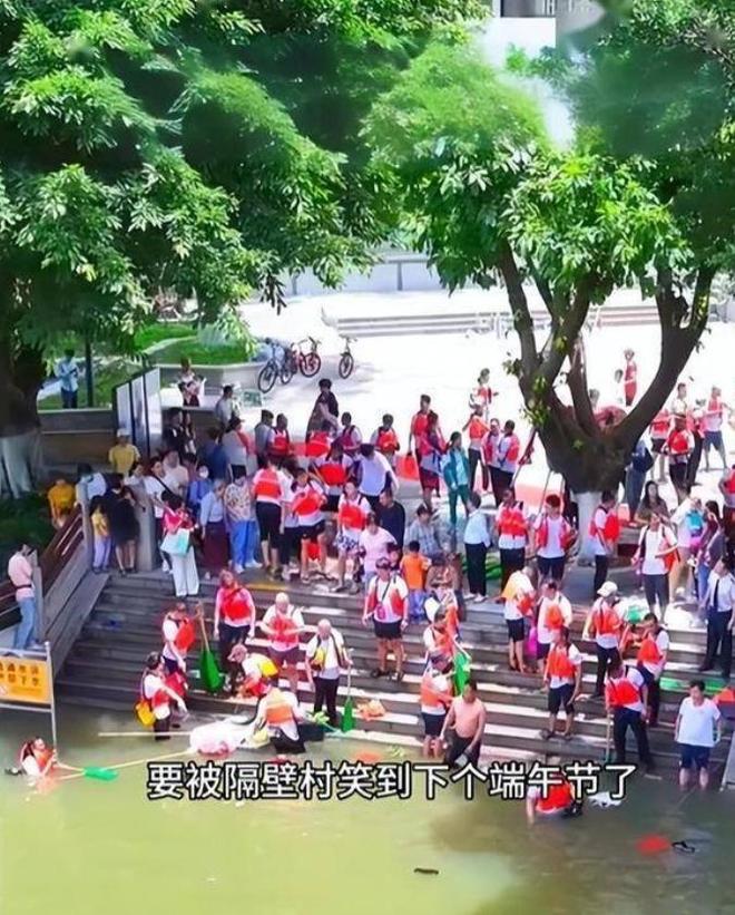 舟翻2条邻村嘲笑记族谱原因在闺女上AG真人地址端午剩1天猎德3条龙(图6)